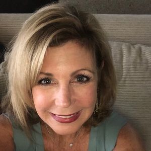 Meet your Posher, Luann